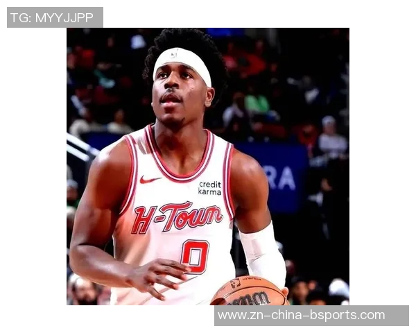 戴维森火箭首秀表现惊艳九投六中三分五中七砍下17分