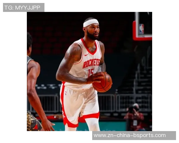 克尼佩尔半场表现低迷仅得5分2助攻正负值9成为全队最低 克尼佩尔半场表现低迷仅得5分2助攻正负值9成为全队最低