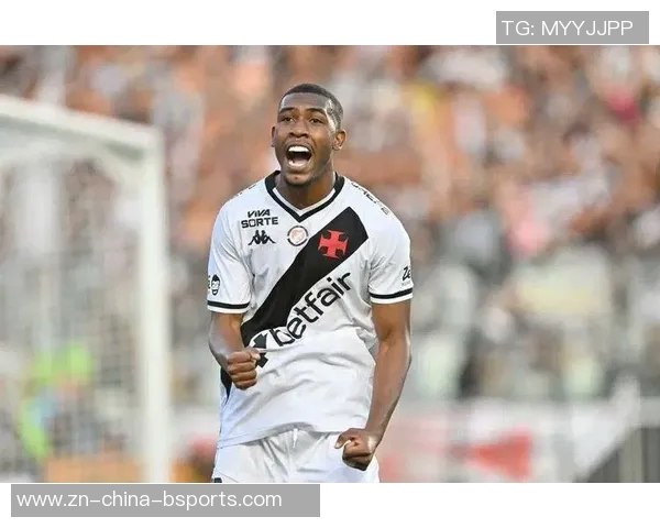 伯恩茅斯成功签下19岁前锋拉扬转会费高达3500万欧元